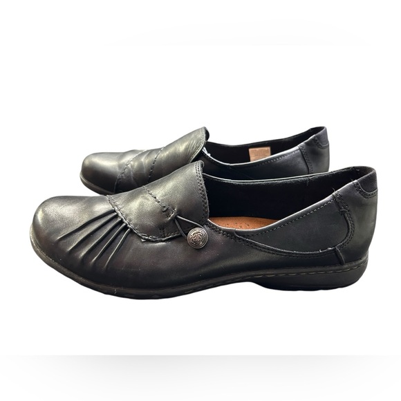 Cobb Hill Womenâ€S Penfield Strappy Slip-On - Wide in Stone - Flats